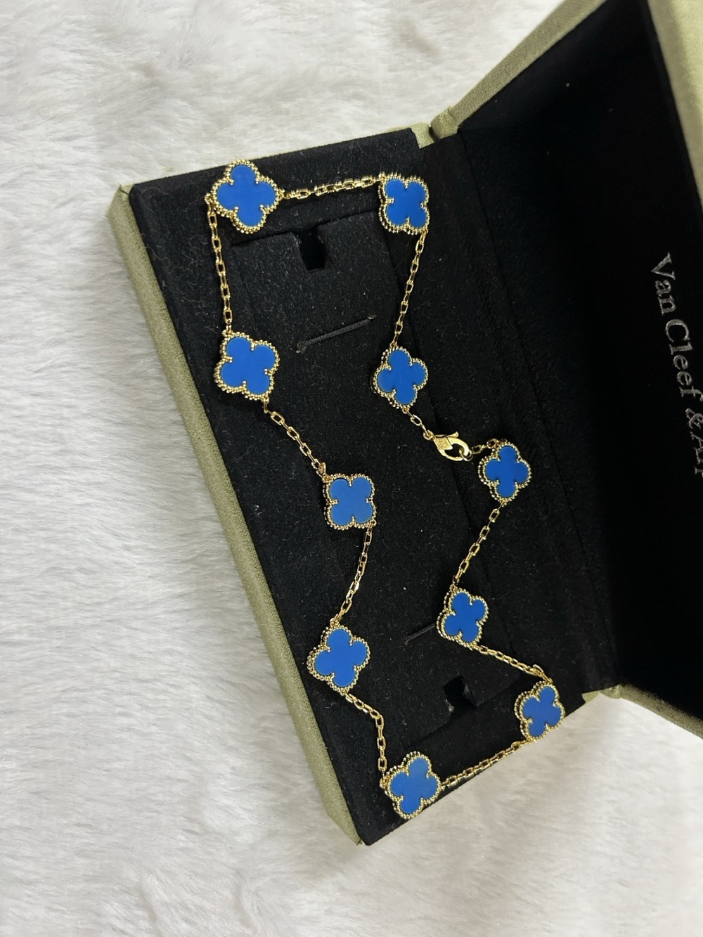✨Van Cleef & Arpels Vintage Alhambra 10 Motifs Blue Necklace